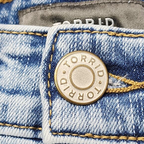 Torrid Skirt Womens 14 Blue Stretch Denim A-Line Midi Front Slit Raw Hem Casual - Picture 5 of 11